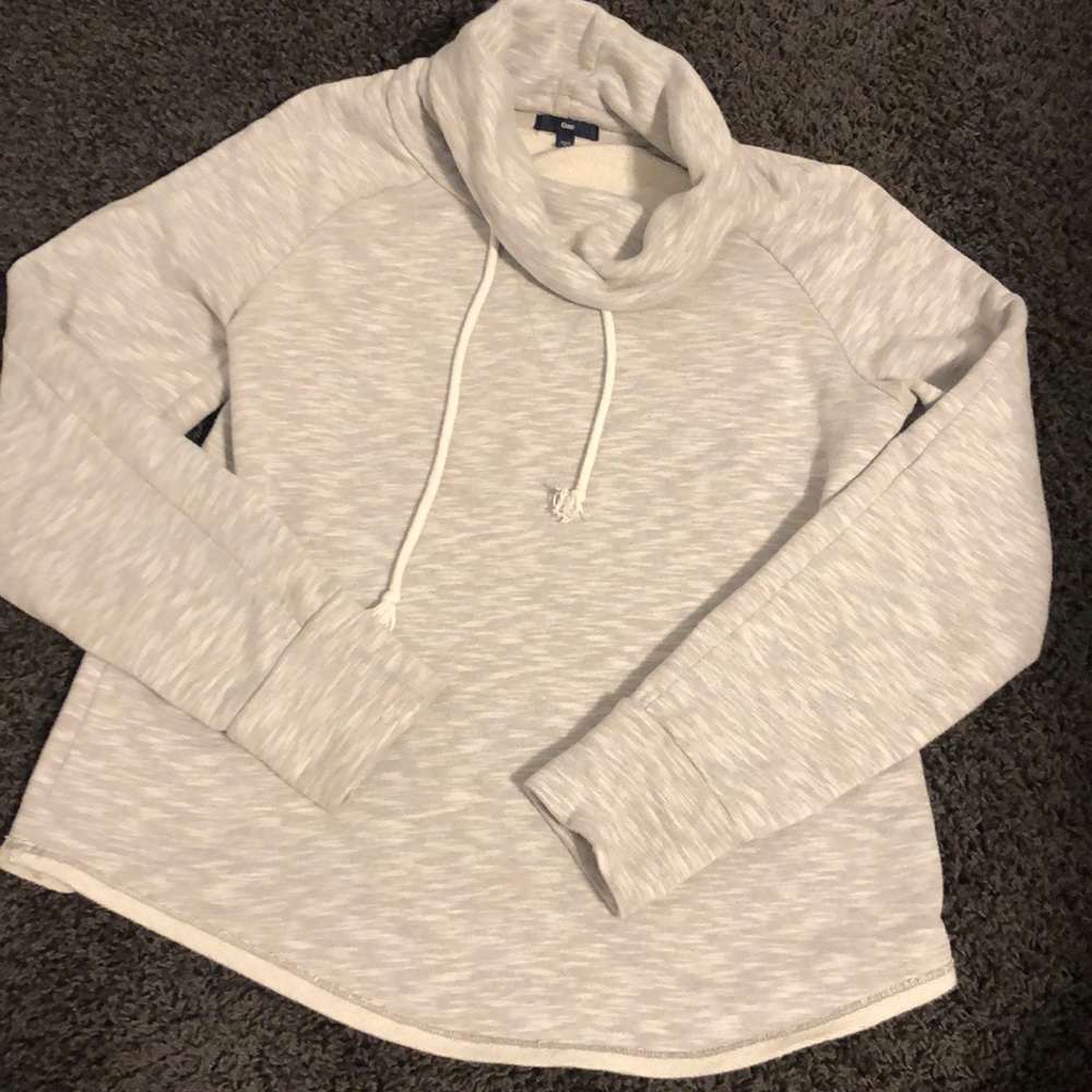 Gap Sweatshirt